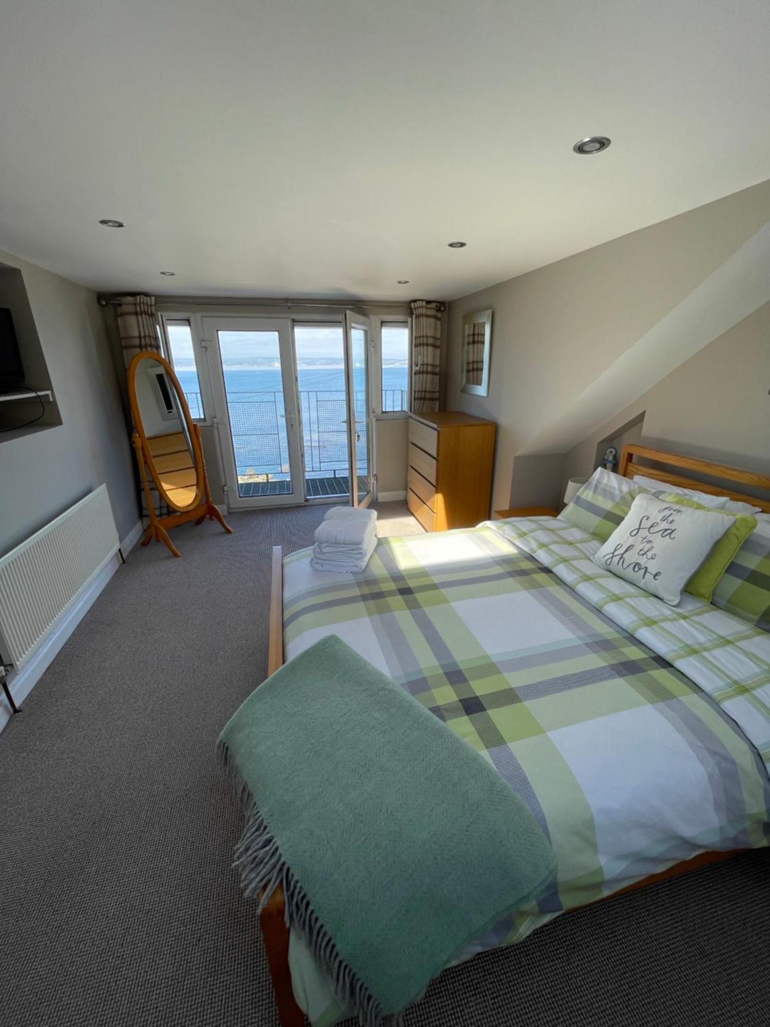Splash Cottage Beach House With Sea Lapping Garden 뱅거 외부 사진